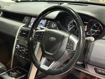 Land Rover Discovery Sport 2.0 TD4 SE Tech SUV 5dr Diesel Auto 4WD Euro 6 (s/s) (180 ps)