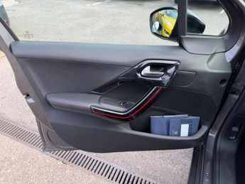 Peugeot 2008 1.2 PureTech GT Line SUV 5dr Petrol EAT Euro 6 (s/s) (110 ps)