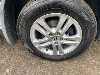 Honda CR-V 2.0 i-VTEC SE Plus SUV 5dr Petrol Auto 4WD Euro 5 (150 ps)
