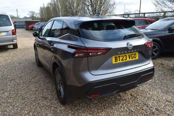 Nissan Qashqai 1.3 DIG-T MHEV Acenta Premium XTRON Euro 6 (s/s) 5dr