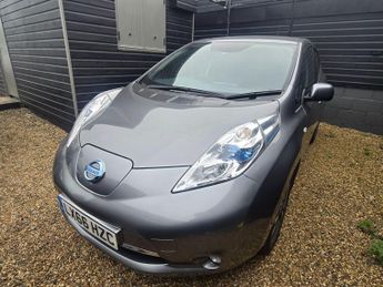 Nissan Leaf 30kWh Tekna Auto 5dr