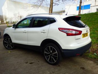 Nissan Qashqai 1.6 dCi Tekna XTRON 2WD Euro 5 (s/s) 5dr