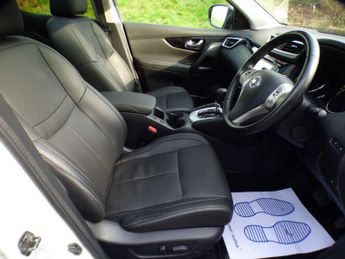 Nissan Qashqai 1.6 dCi Tekna XTRON 2WD Euro 5 (s/s) 5dr