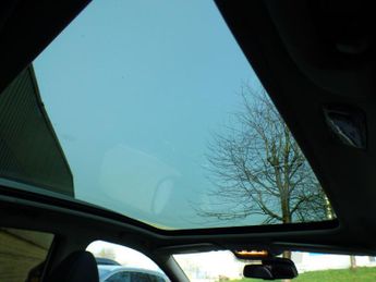 Nissan Qashqai 1.6 dCi Tekna XTRON 2WD Euro 5 (s/s) 5dr