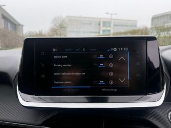 Peugeot 208 1.2 PureTech Allure Hatchback 5dr Petrol Manual Euro 6 (s/s) (10