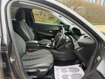 Peugeot 208 1.2 PureTech Allure Hatchback 5dr Petrol Manual Euro 6 (s/s) (10