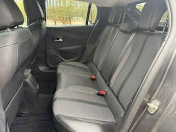 Peugeot 208 1.2 PureTech Allure Hatchback 5dr Petrol Manual Euro 6 (s/s) (10