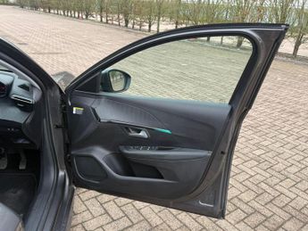 Peugeot 208 1.2 PureTech Allure Hatchback 5dr Petrol Manual Euro 6 (s/s) (10