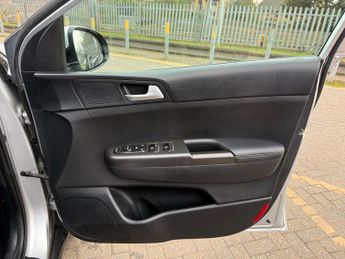 Kia Sportage 1.6 GDi 2 SUV 5dr Petrol Manual Euro 6 (s/s) (130 bhp)