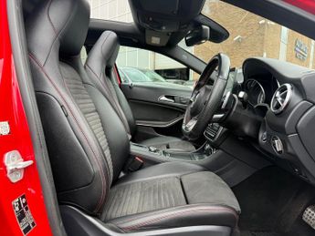 Mercedes-Benz GLA 2.1 GLA220d AMG Line (Premium Plus) SUV 5dr Diesel 7G-DCT 4MATIC
