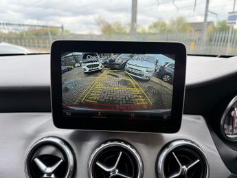 Mercedes-Benz GLA 2.1 GLA220d AMG Line (Premium Plus) SUV 5dr Diesel 7G-DCT 4MATIC