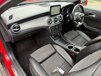 Mercedes-Benz GLA 2.1 GLA220d AMG Line (Premium Plus) SUV 5dr Diesel 7G-DCT 4MATIC