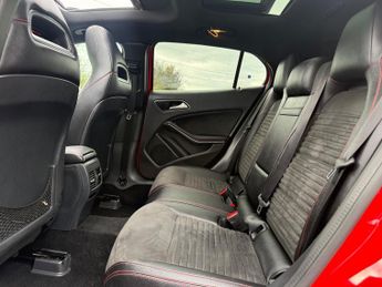 Mercedes-Benz GLA 2.1 GLA220d AMG Line (Premium Plus) SUV 5dr Diesel 7G-DCT 4MATIC