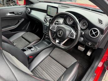 Mercedes-Benz GLA 2.1 GLA220d AMG Line (Premium Plus) SUV 5dr Diesel 7G-DCT 4MATIC