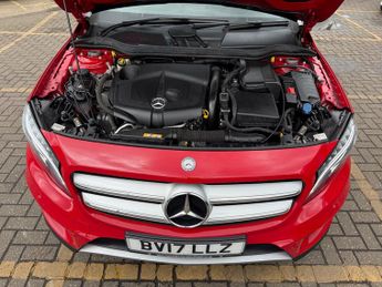 Mercedes-Benz GLA 2.1 GLA220d AMG Line (Premium Plus) SUV 5dr Diesel 7G-DCT 4MATIC