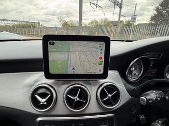 Mercedes-Benz GLA 2.1 GLA220d AMG Line (Premium Plus) SUV 5dr Diesel 7G-DCT 4MATIC