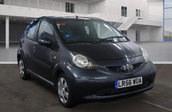 Toyota AYGO 1.0 VVT-i + Hatchback 5dr Petrol Euro 4 (67 bhp)