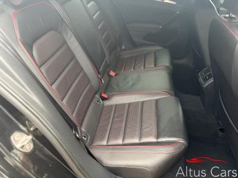 Volkswagen Golf 2.0 TSI GPF GTI Performance Hatchback 5dr Petrol DSG Euro 6 (s/s