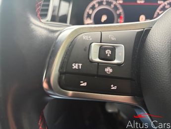 Volkswagen Golf 2.0 TSI GPF GTI Performance Hatchback 5dr Petrol DSG Euro 6 (s/s