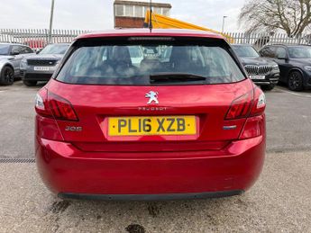 Peugeot 308 1.2 PureTech Allure Hatchback 5dr Petrol EAT Euro 6 (s/s) (130 p