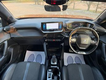 Peugeot E-2008 50kWh GT Line SUV 5dr Electric Auto (136 ps)