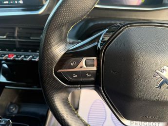 Peugeot E-2008 50kWh GT Line SUV 5dr Electric Auto (136 ps)