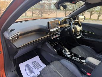 Peugeot E-2008 50kWh GT Line SUV 5dr Electric Auto (136 ps)