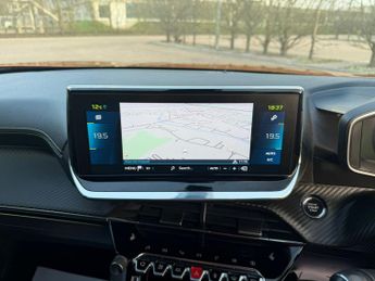 Peugeot E-2008 50kWh GT Line SUV 5dr Electric Auto (136 ps)