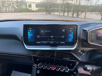 Peugeot E-2008 50kWh GT Line SUV 5dr Electric Auto (136 ps)