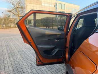 Peugeot E-2008 50kWh GT Line SUV 5dr Electric Auto (136 ps)