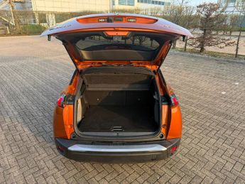 Peugeot E-2008 50kWh GT Line SUV 5dr Electric Auto (136 ps)