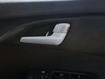 Honda Insight 1.3h IMA HE Hatchback 5dr Petrol Hybrid CVT Euro 5 (102 ps)