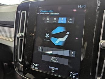 Volvo XC40 1.5 T3 R-Design SUV 5dr Petrol Auto Euro 6 (s/s) (163 ps)