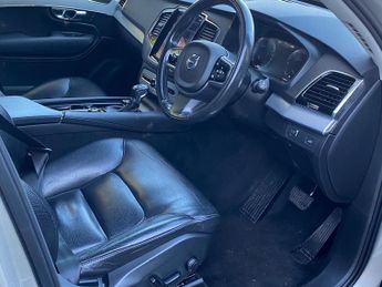 Volvo XC90 2.0 D5 Momentum Geartronic 4WD Euro 6 (s/s) 5dr