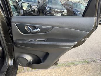 Nissan X-Trail 1.6 dCi Tekna SUV 5dr Diesel XTRON Euro 6 (s/s) (130 ps)