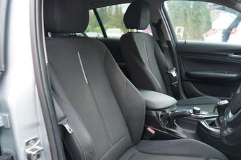 BMW 1 Series 2.0 120d Sport Hatchback 5dr Diesel Manual Euro 5 (s/s) (184 ps)