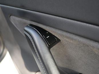 Tesla Model 3 (Dual Motor) Performance Electric Auto 4WDE (Performance Upgrade