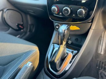 Renault Clio 1.2 TCe Dynamique Nav Hatchback 5dr Petrol EDC Euro 6 (s/s) (120