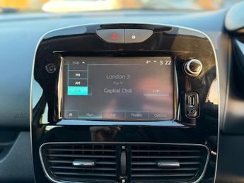 Renault Clio 1.2 TCe Dynamique Nav Hatchback 5dr Petrol EDC Euro 6 (s/s) (120