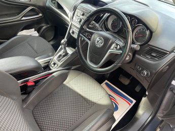 Vauxhall Zafira Tourer 1.4i Turbo SE MPV 5dr Petrol Auto Euro 6 (140 ps)