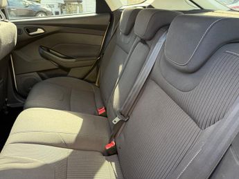 Ford Focus 1.0T EcoBoost Titanium Navigator Hatchback 5dr Petrol Manual Eur