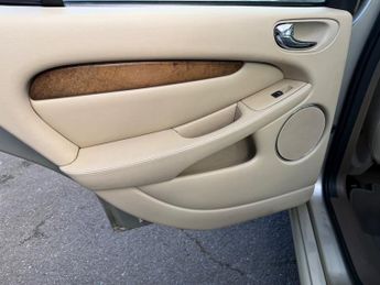 Jaguar X-type 2.0D SE Saloon 4dr Diesel Manual (149 g/km, 128 bhp)