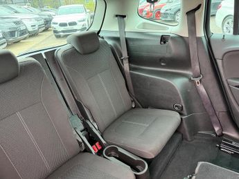 Vauxhall Zafira Tourer 1.4i Turbo SRi MPV 5dr Petrol Auto Euro 6 (140 ps)