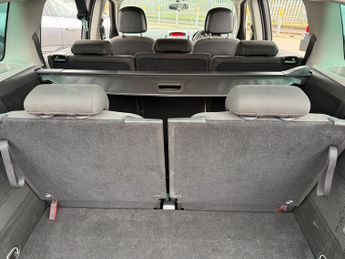 Vauxhall Zafira Tourer 1.4i Turbo SRi MPV 5dr Petrol Auto Euro 6 (140 ps)