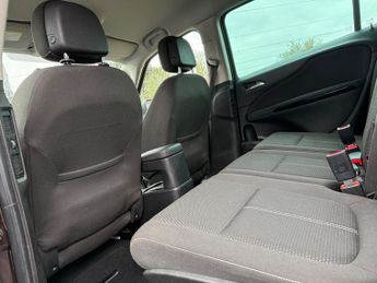 Vauxhall Zafira Tourer 1.4i Turbo SRi MPV 5dr Petrol Auto Euro 6 (140 ps)