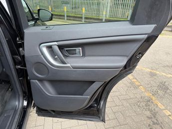 Land Rover Discovery Sport 2.0 TD4 Landmark SUV 5dr Diesel Auto 4WD Euro 6 (s/s) (180 ps)