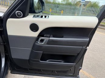 Land Rover Range Rover Sport 2.0 P400e 13.1kWh GPF Autobiography Dynamic SUV 5dr Petrol Plug-