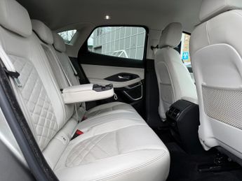 Jaguar E-Pace 2.0 D240 HSE SUV 5dr Diesel Auto AWD Euro 6 (s/s) (240 ps)