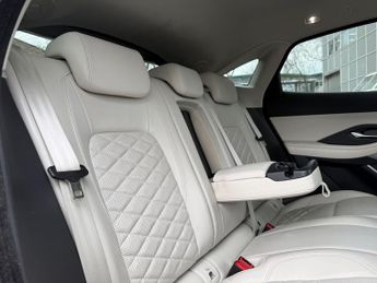 Jaguar E-Pace 2.0 D240 HSE SUV 5dr Diesel Auto AWD Euro 6 (s/s) (240 ps)