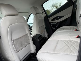 Jaguar E-Pace 2.0 D240 HSE SUV 5dr Diesel Auto AWD Euro 6 (s/s) (240 ps)